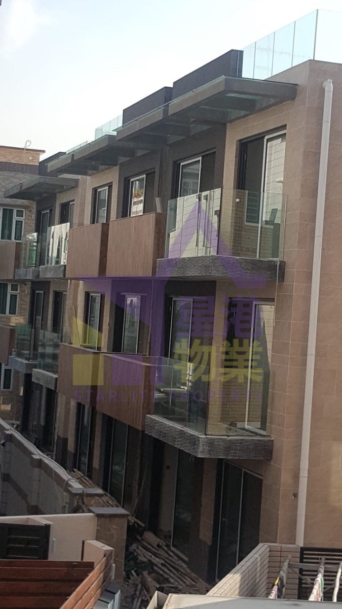 SHUI LAU TIN Yuen Long H K022678 For Buy