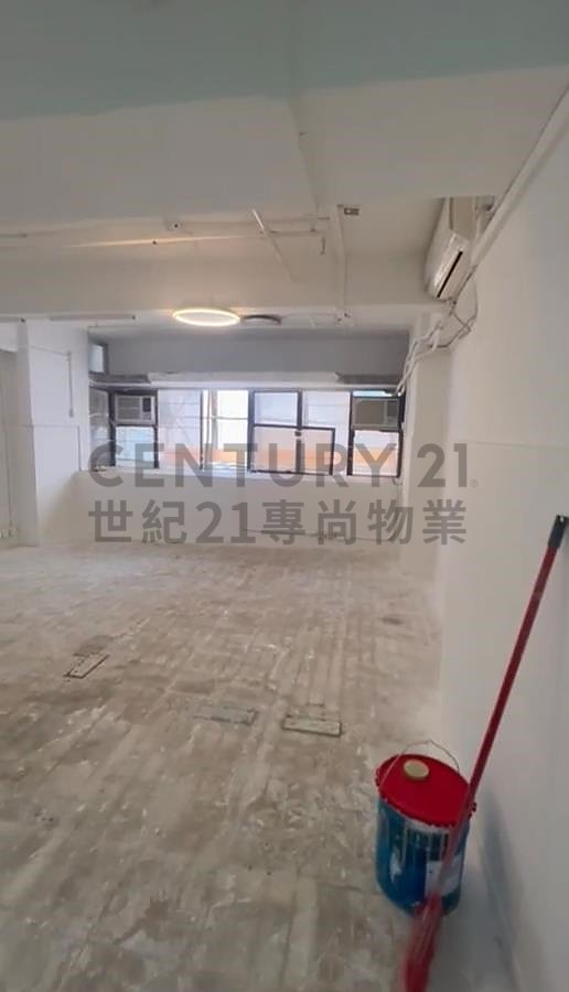 RUBY COM BLDG Yau Ma Tei L C137949 For Buy