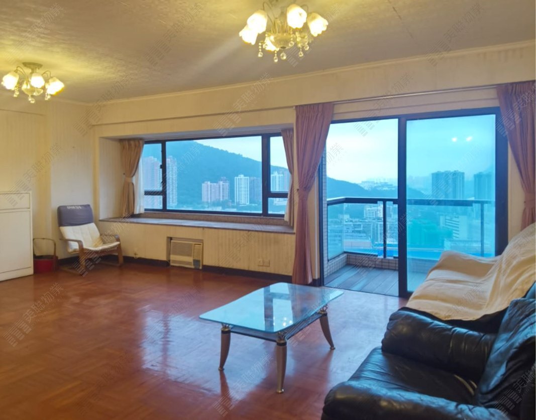 SHATIN 33 BLK 03 (QUEEN'S HTS) Shatin M 1578952 For Buy