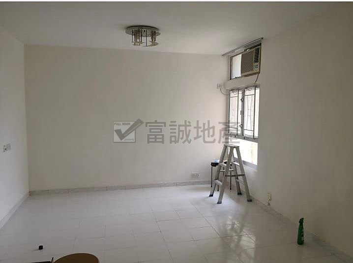 PANG CHING COURT Wong Tai Sin M G087155 For Buy