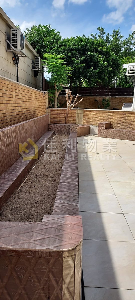 SEASONS MONARCH Yuen Long Y031803 For Buy