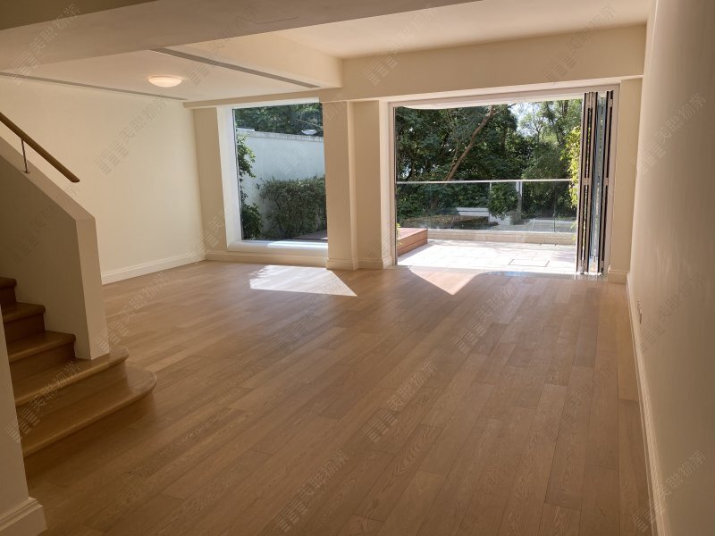 LE CAP TWR 05 Shatin L 1530764 For Buy