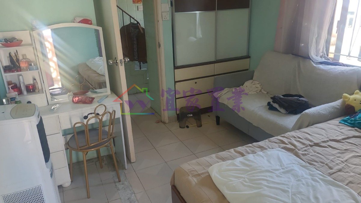 Yuen Long 005209 For Buy