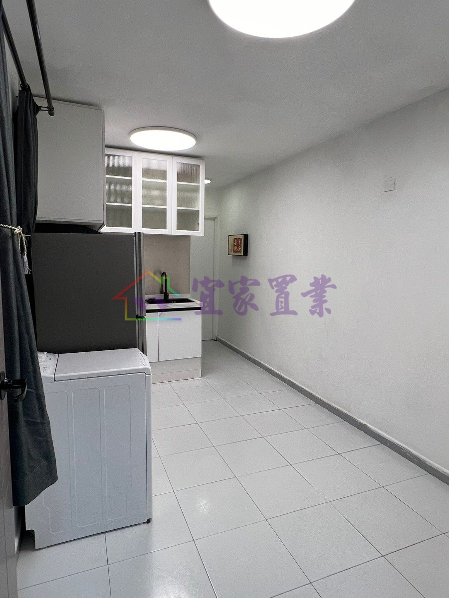 Yuen Long M 004988 For Buy