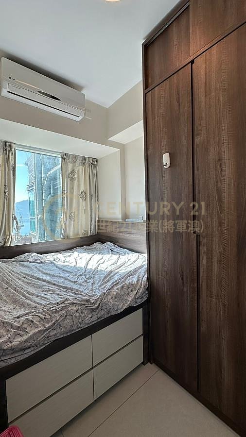 日出康城 第03期 緻藍天 第01座