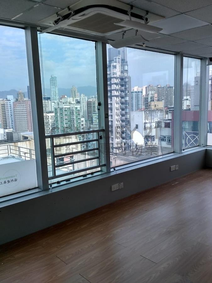 BOSS COM CTR Yau Ma Tei H C109383 For Buy