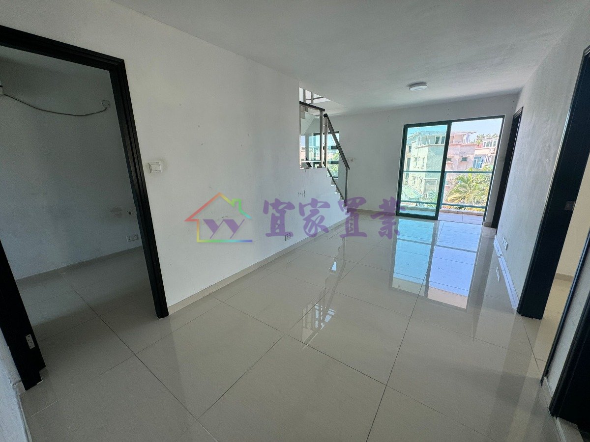 WAH ON VILLA Yuen Long H 004612 For Buy