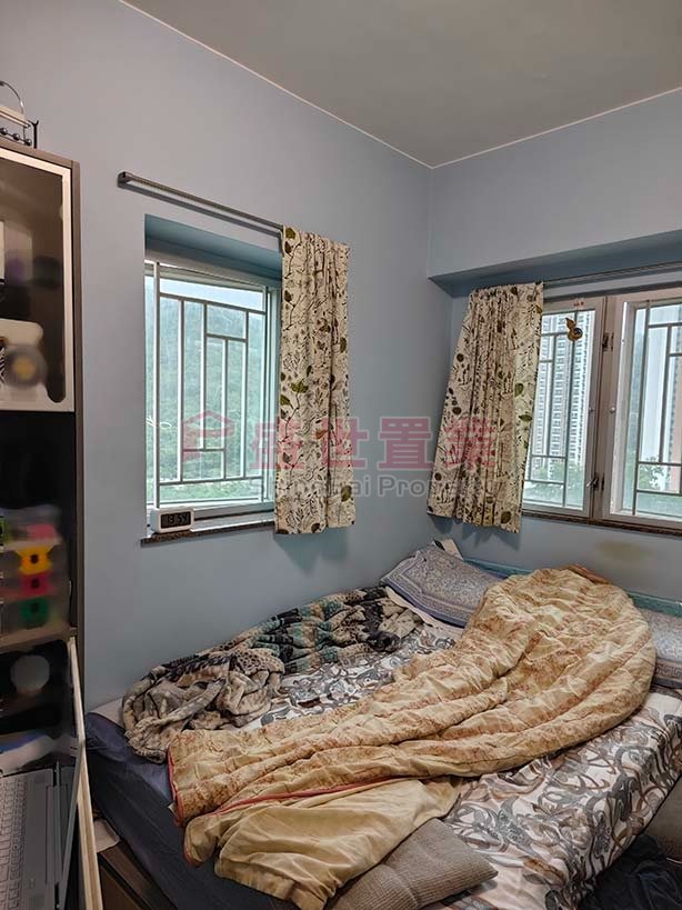 MOUNTAIN SHORE Ma On Shan T027923 For Buy