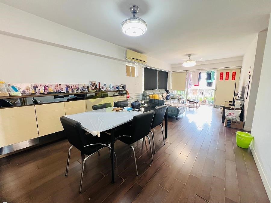 DRAGON INN COURT BLK Tuen Mun T028243 For Buy