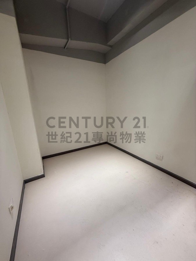 NEW EAST SUN IND BLDG Kwun Tong L C215448 For Buy