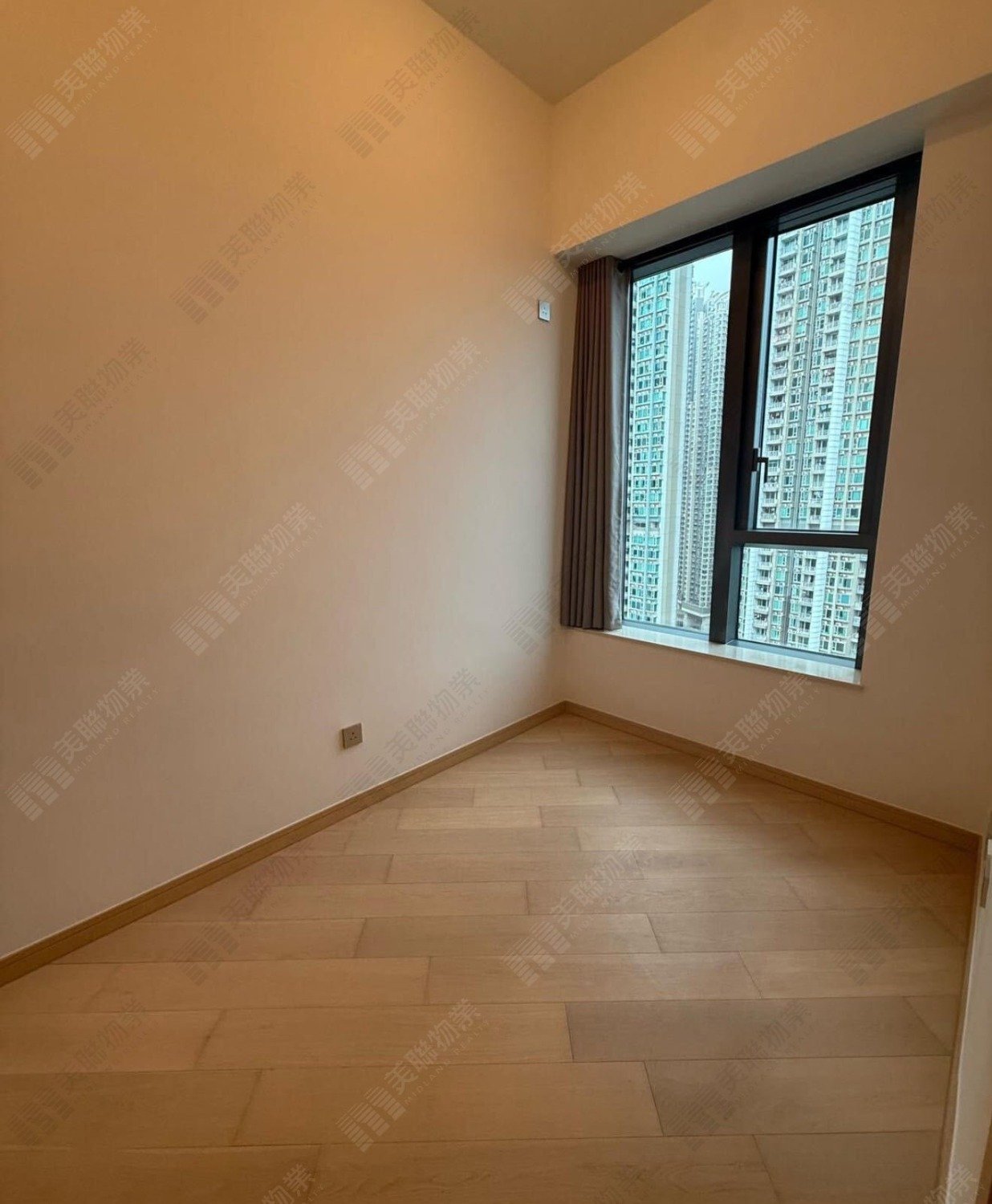MANOR HILL TWR 02 Tseung Kwan O H 1715582 For Buy