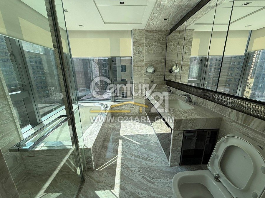 VICTORIA HARBOUR PH 01B TWR 03 North Point H A415704 For Buy