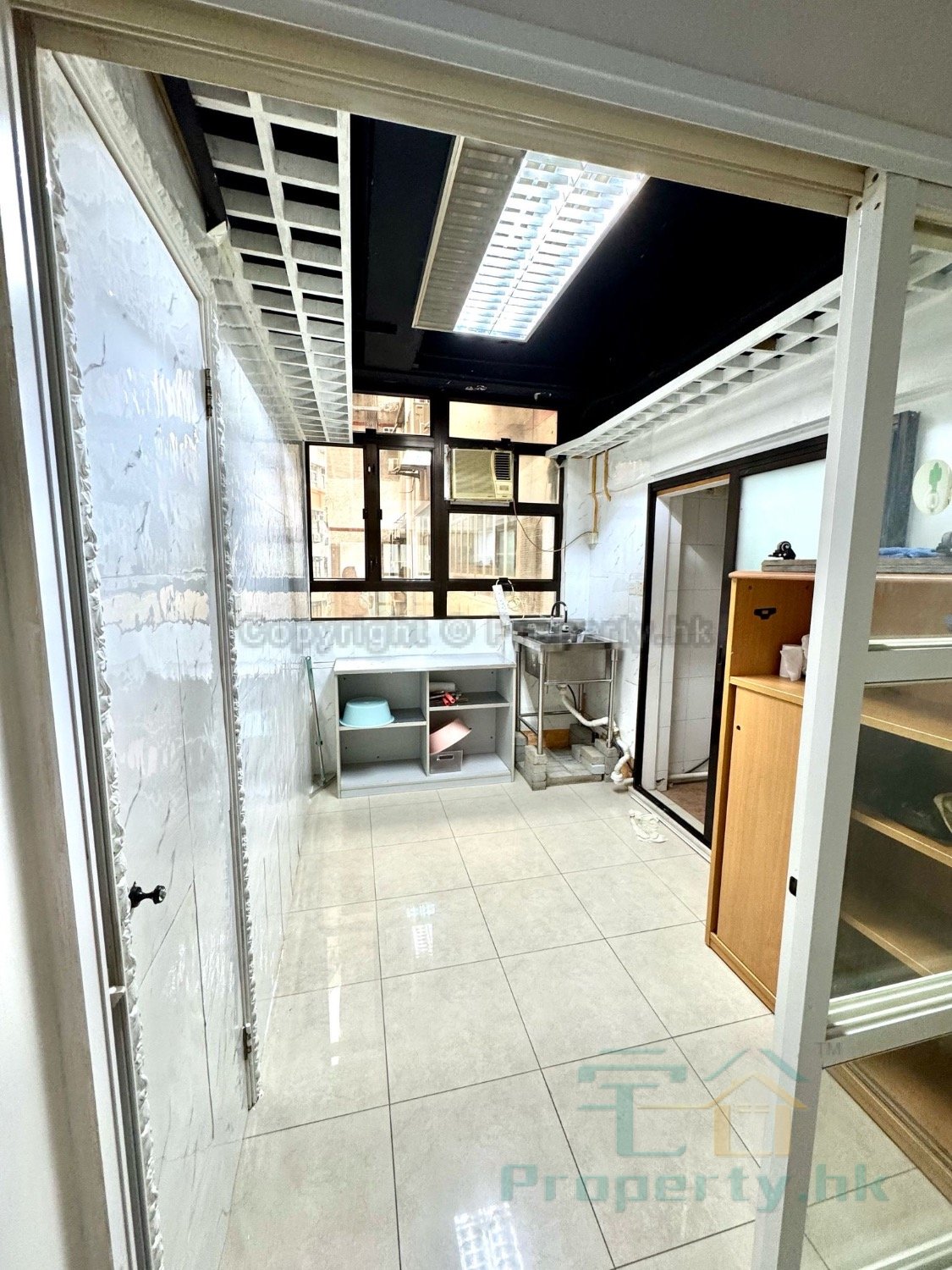 WAH LIK IND BLDG Tsuen Wan M C213206 For Buy