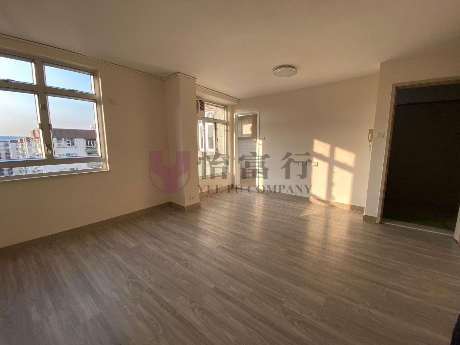 MEI FOO PH 03 BROADWAY 61 Lai Chi Kok H B015826 For Buy