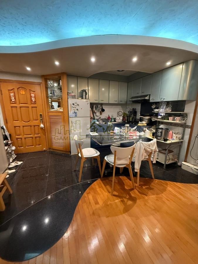 RHYTHM GDN   San Po Kong M W055194 For Buy