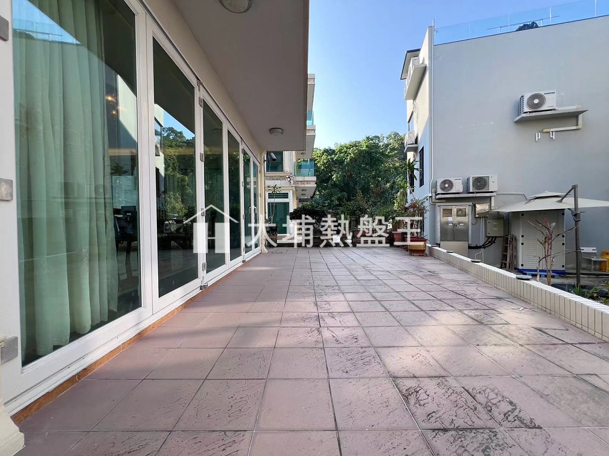 下黃宜凹