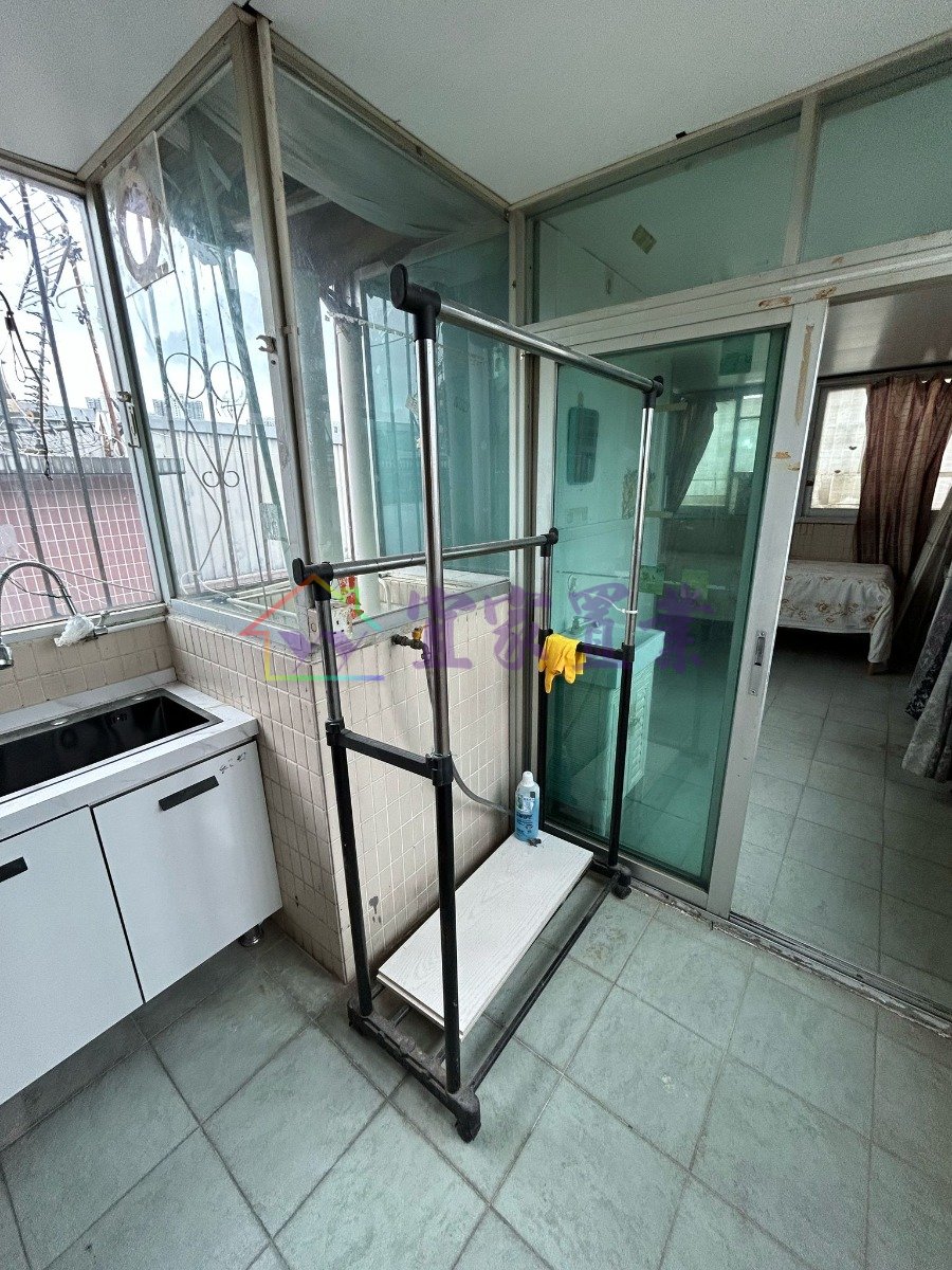 SIK KONG WAI Tin Shui Wai H 005461 For Buy