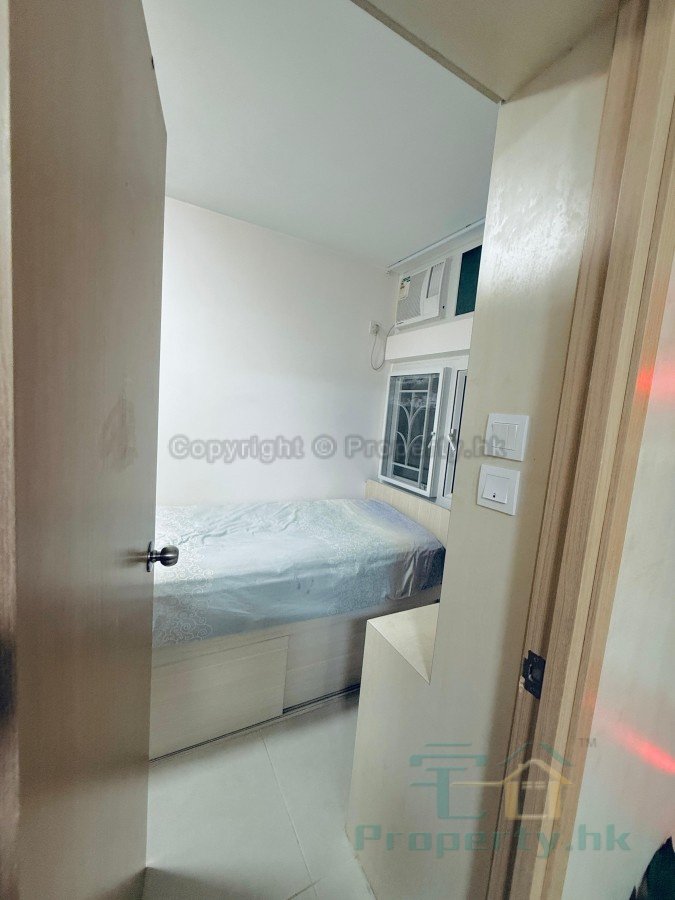 KWONG LAM COURT BLK B MAU LAM HSE (HOS) Shatin L T135153 For Buy
