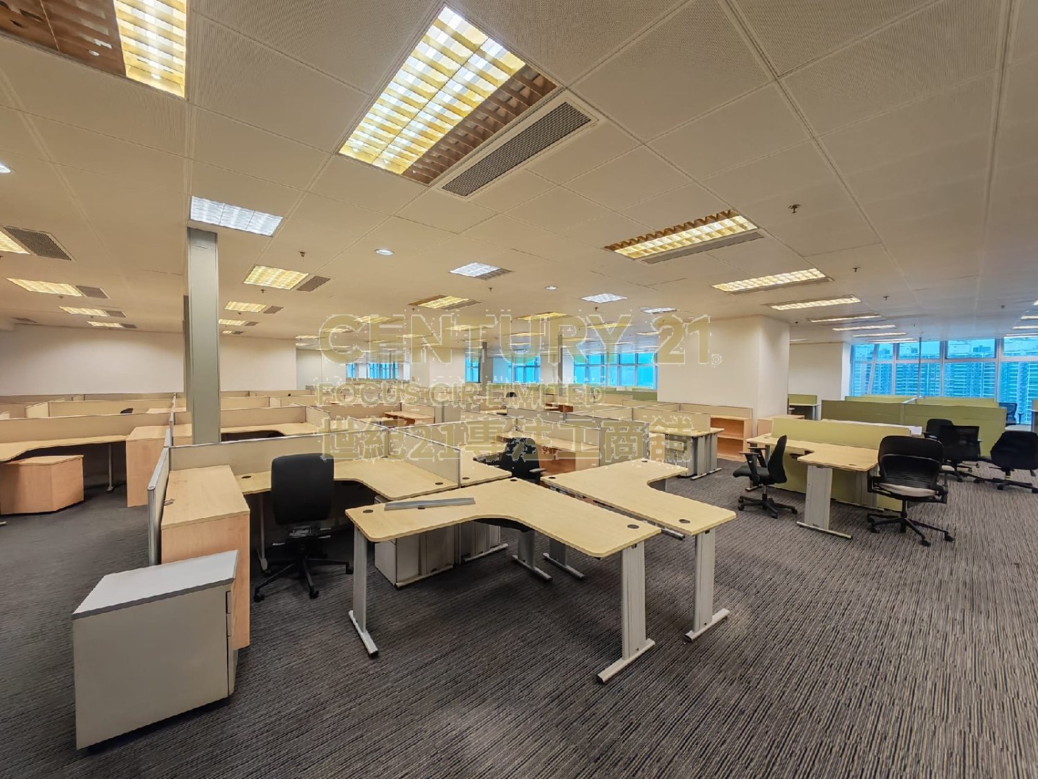 HARBOURSIDE HQ Kowloon Bay H K187094 For Buy