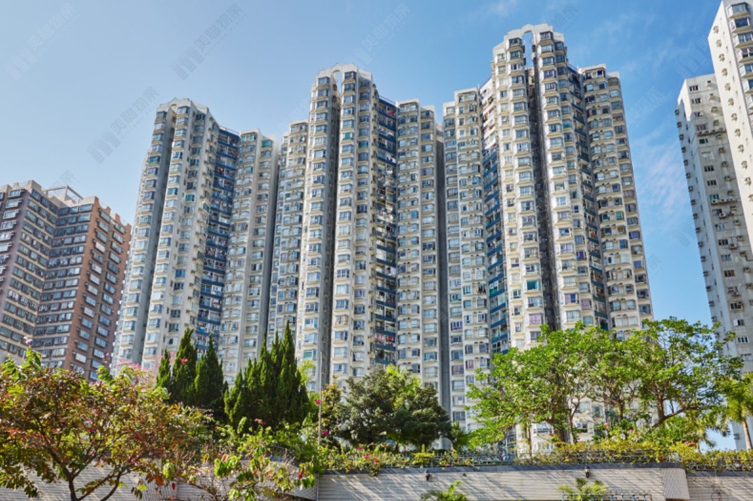 PICTORIAL GDN PH 03 TWR 01 HILLVIEW CT Shatin M 1724448 For Buy