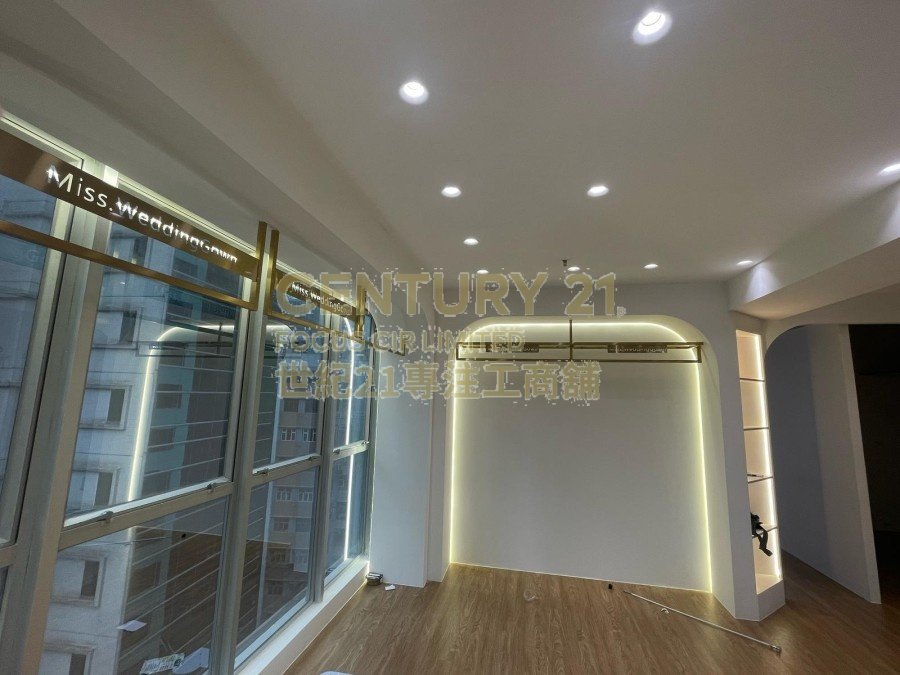 128 WELLINGTON Central M K211182 For Buy