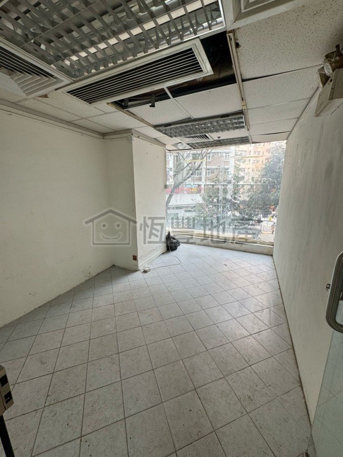EASTERN PLAZA Chai Wan L C016938 For Buy