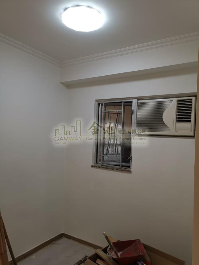 YUE XIU PLAZA BLK  San Po Kong M W071089 For Buy