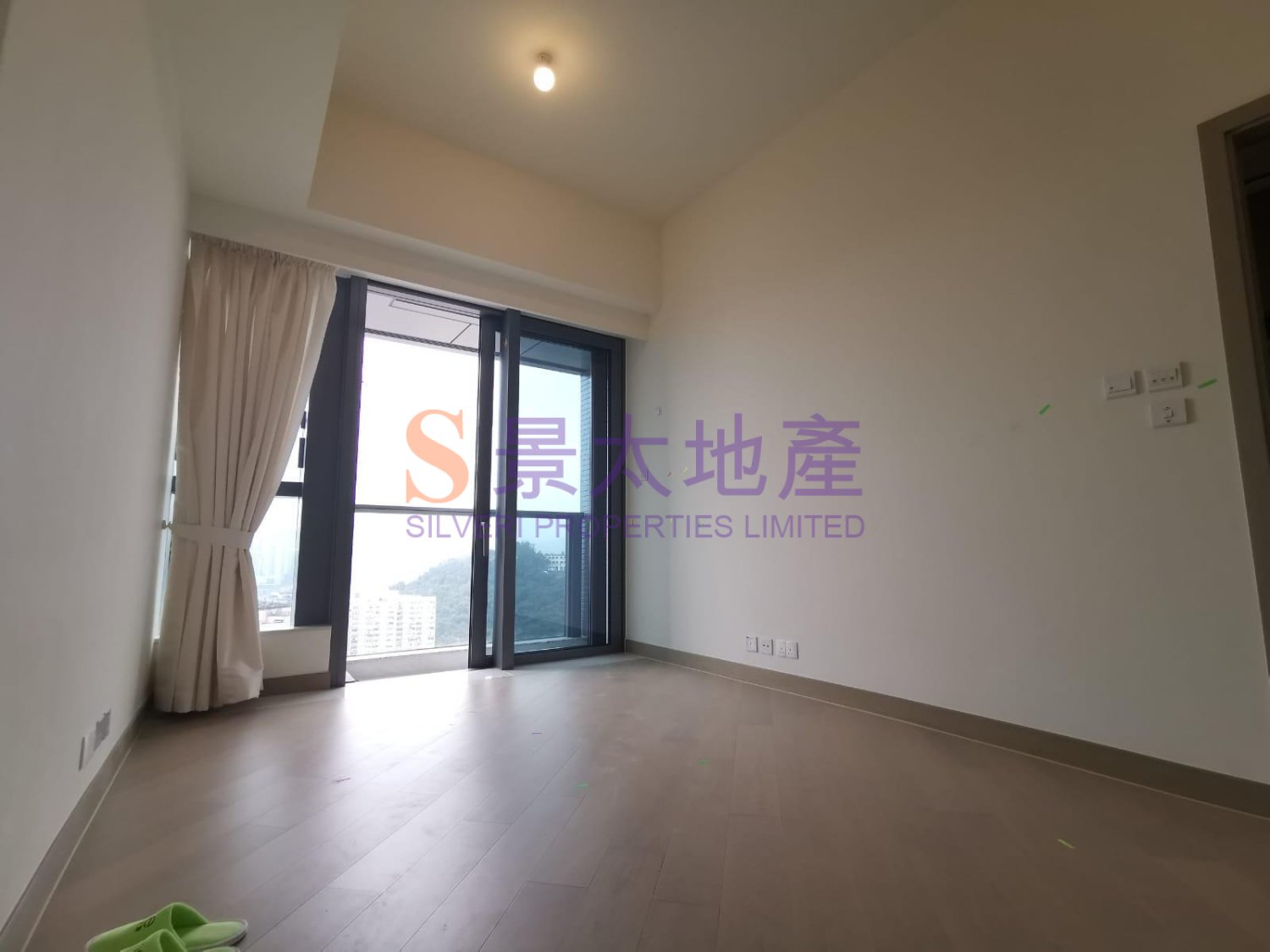 LIME GALA TWR 01A Shau Kei Wan H 000356 For Buy
