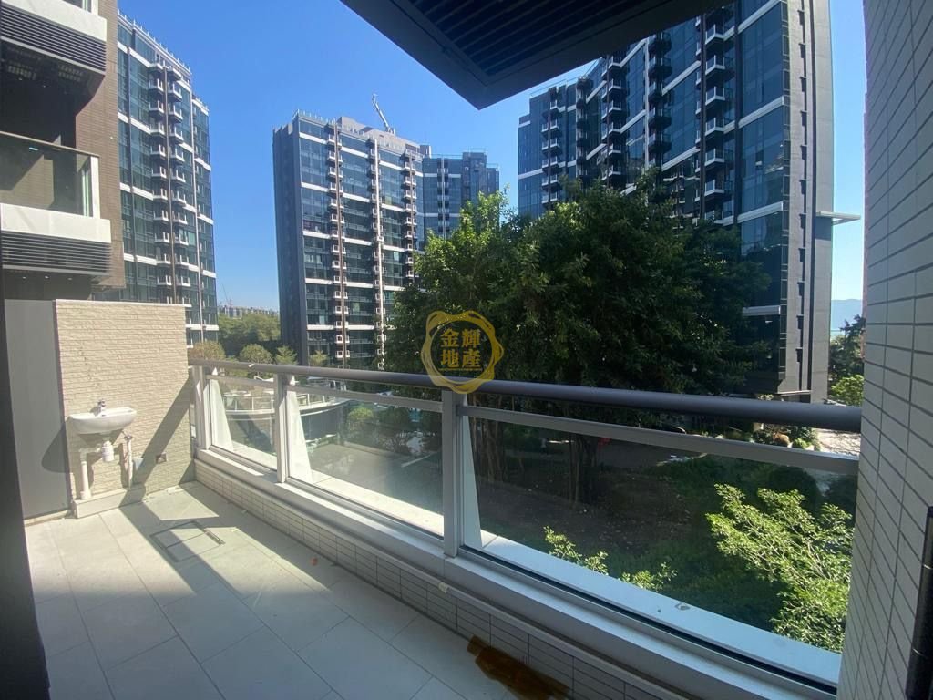 THE ROYALE SKYPOINT  Tuen Mun L S011360 For Buy