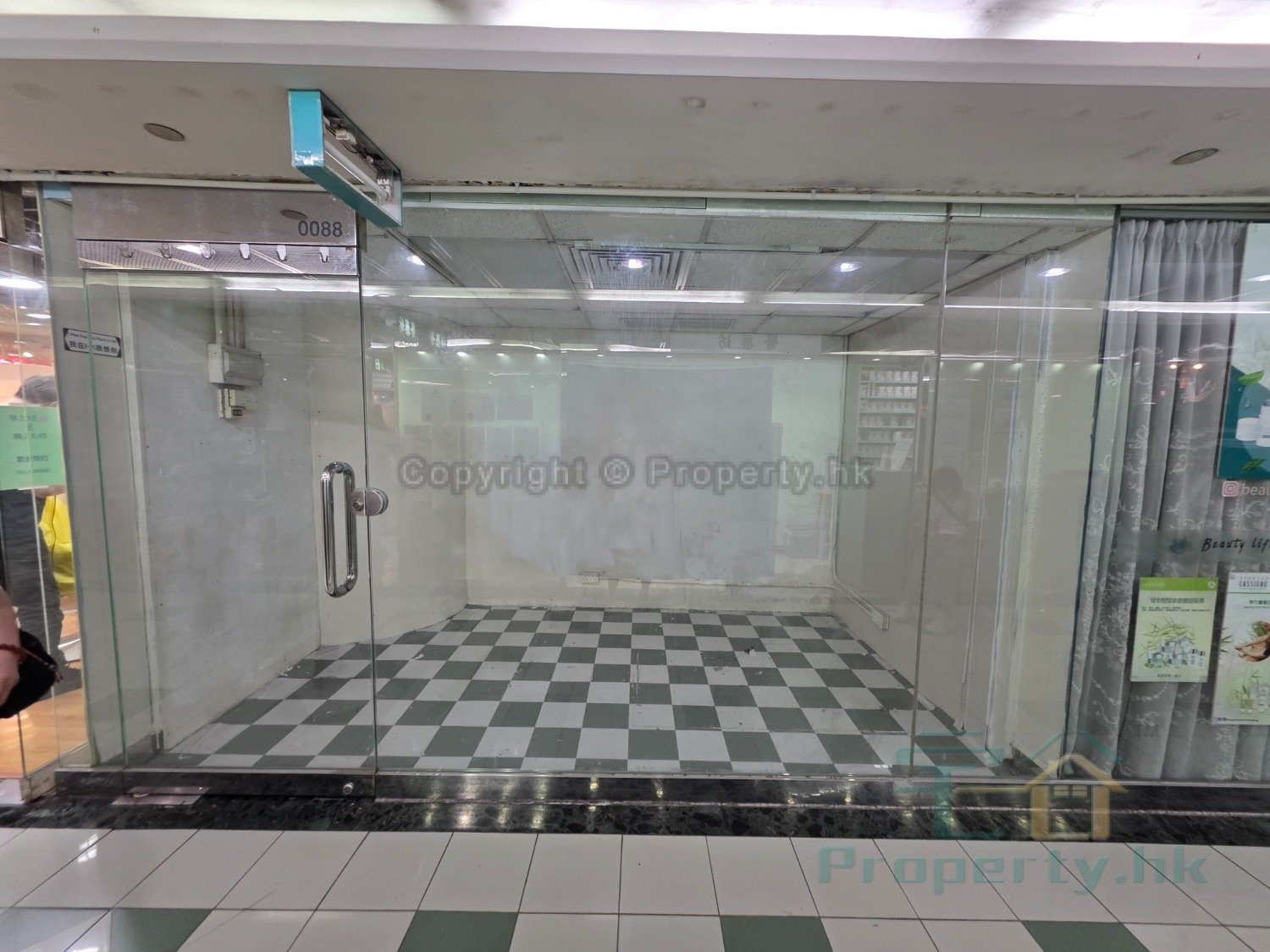 SHAUKEIWAN PLAZA Shau Kei Wan G 1760884 For Buy