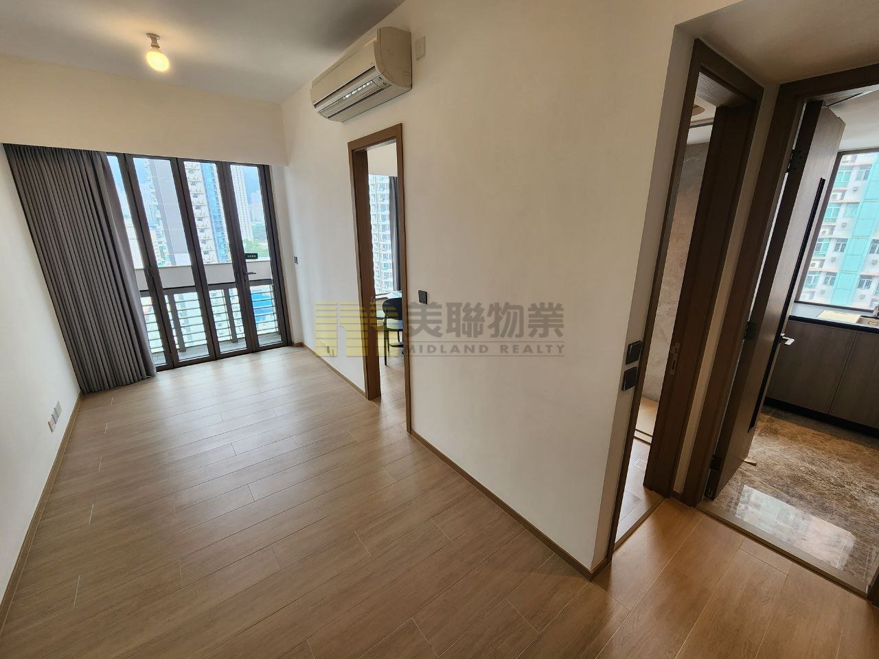 SUTTON Kowloon City M 1671822 For Buy