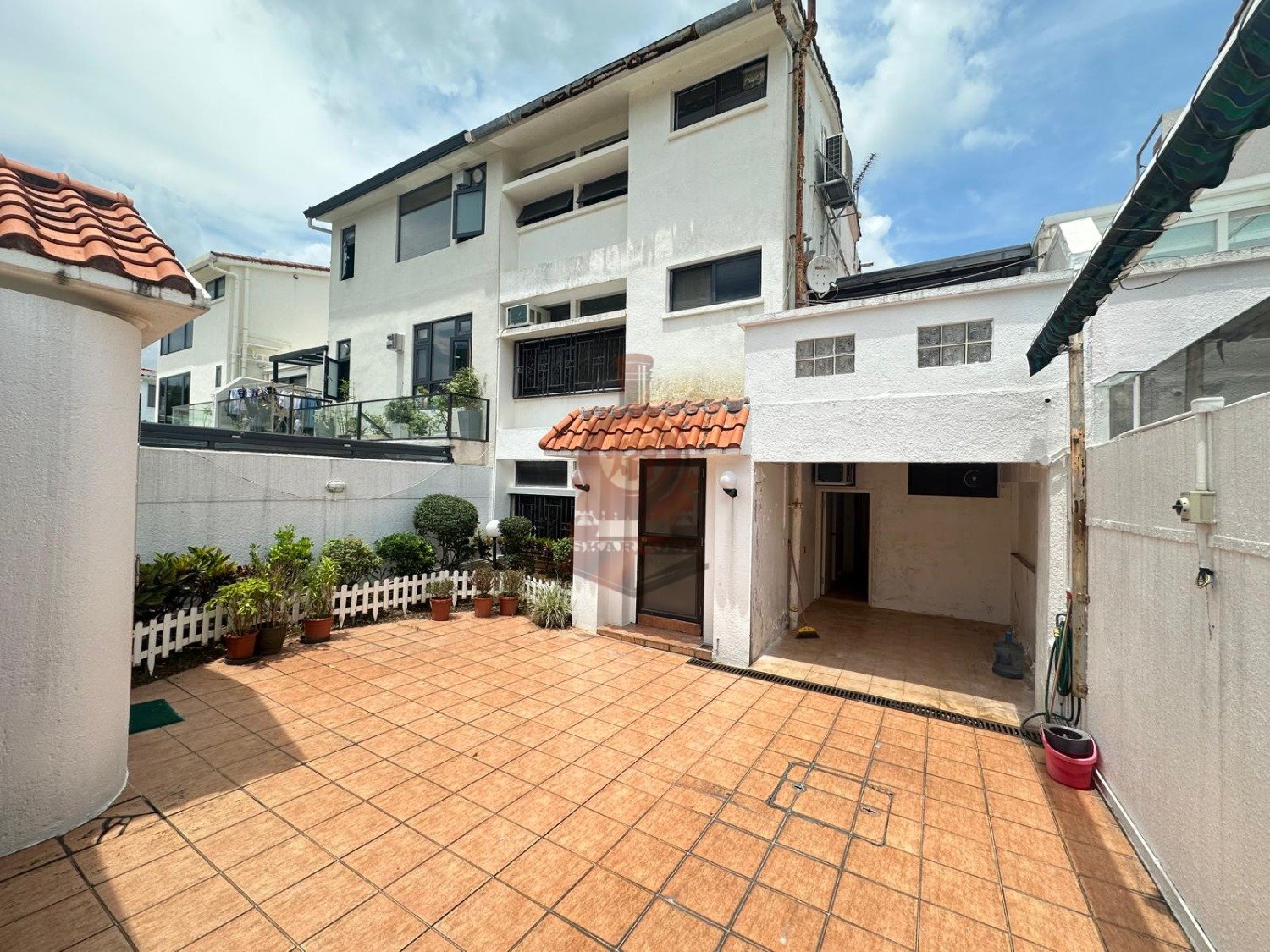 HONG LOK YUEN Tai Po All 1721562 For Buy