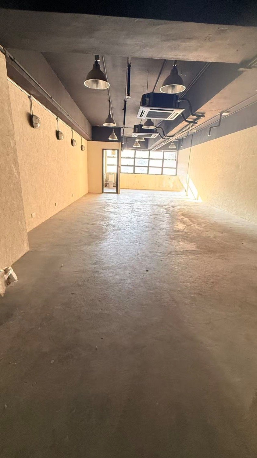 HONG MAN IND CTR Chai Wan C222572 For Buy