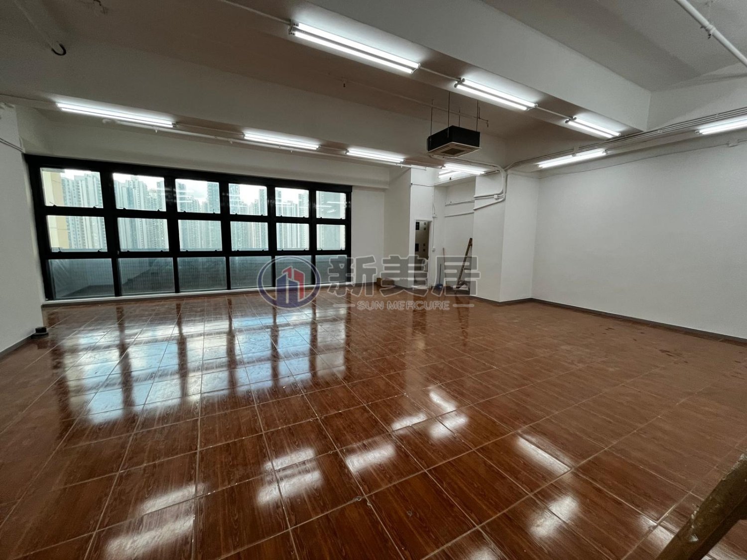 NEW COMMERCE CTR Shatin M 009768 For Buy