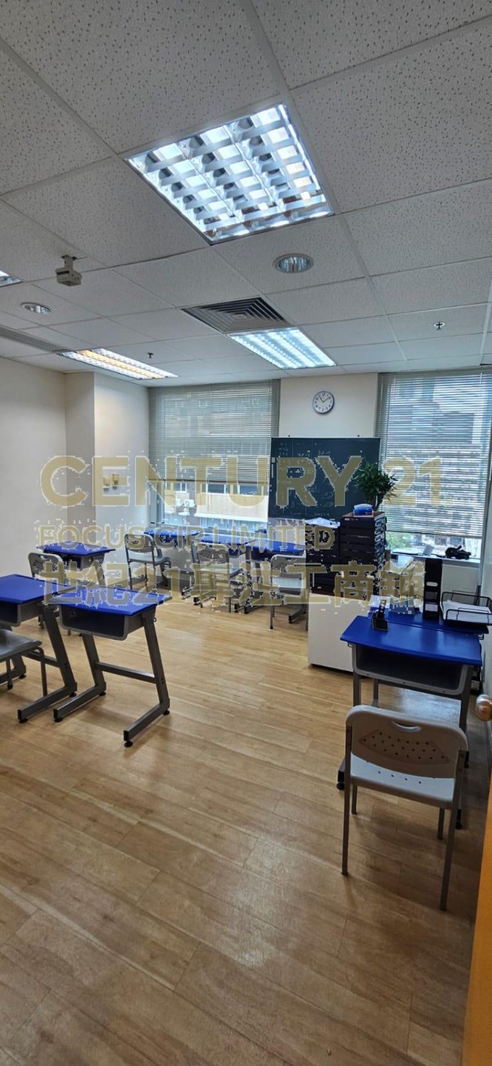 TELFORD HSE Kowloon Bay M K215904 For Buy