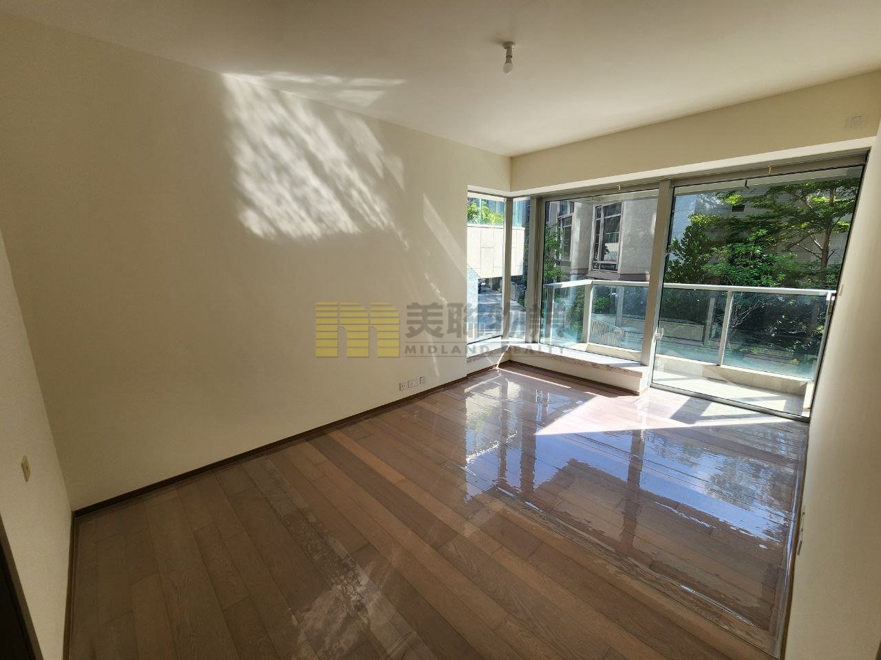 MOUNT REGALIA TWR 05 Shatin L 1731412 For Buy