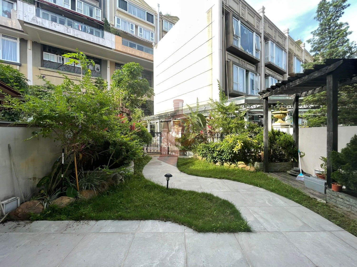 BEVERLY HILLS PH 01  Tai Po All 1707312 For Buy