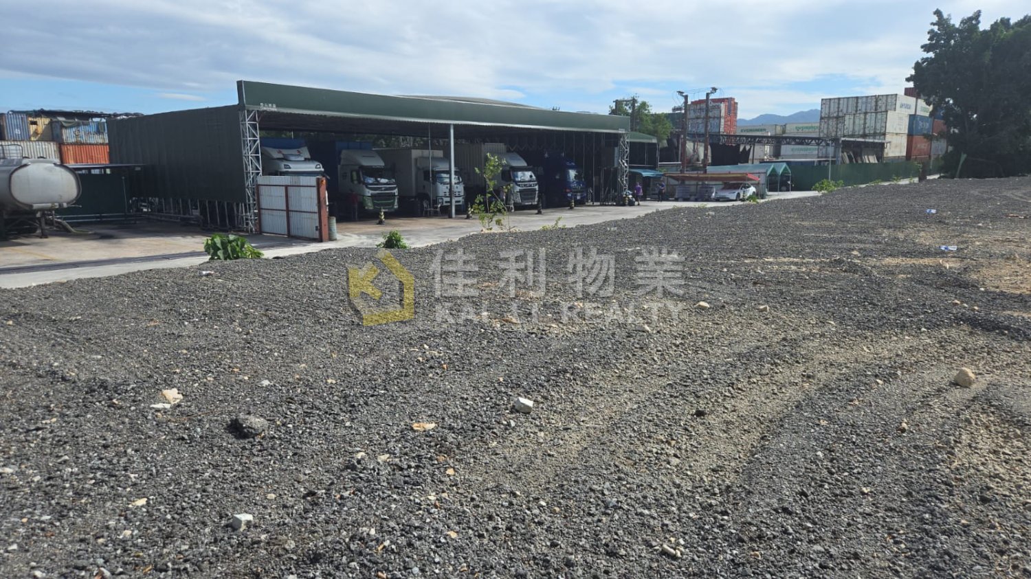 TIN HA RD Yuen Long Y037370 For Buy