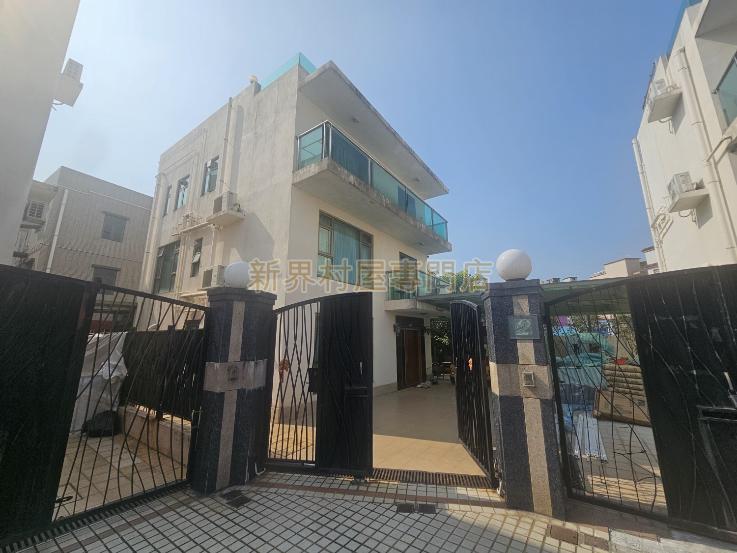 EMERALD VILLA Tin Shui Wai S007875 For Buy