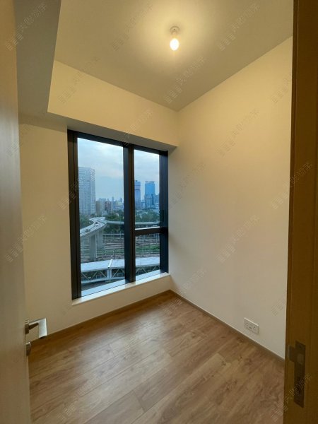THE APERTURE Ngau Tau Kok L 1656118 For Buy