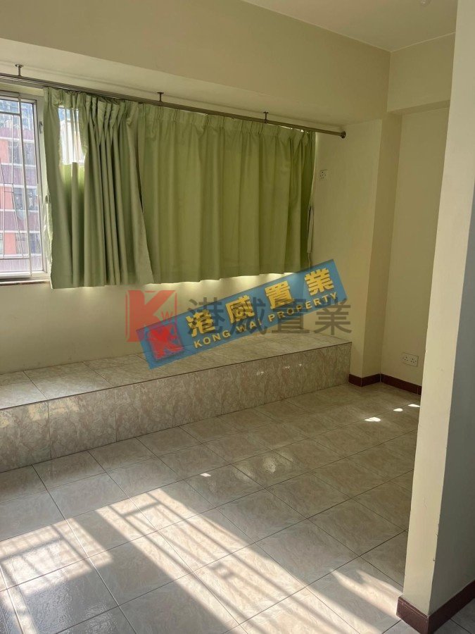 GOLDEN LEAGUE BLDG Sham Shui Po M C012553 For Buy