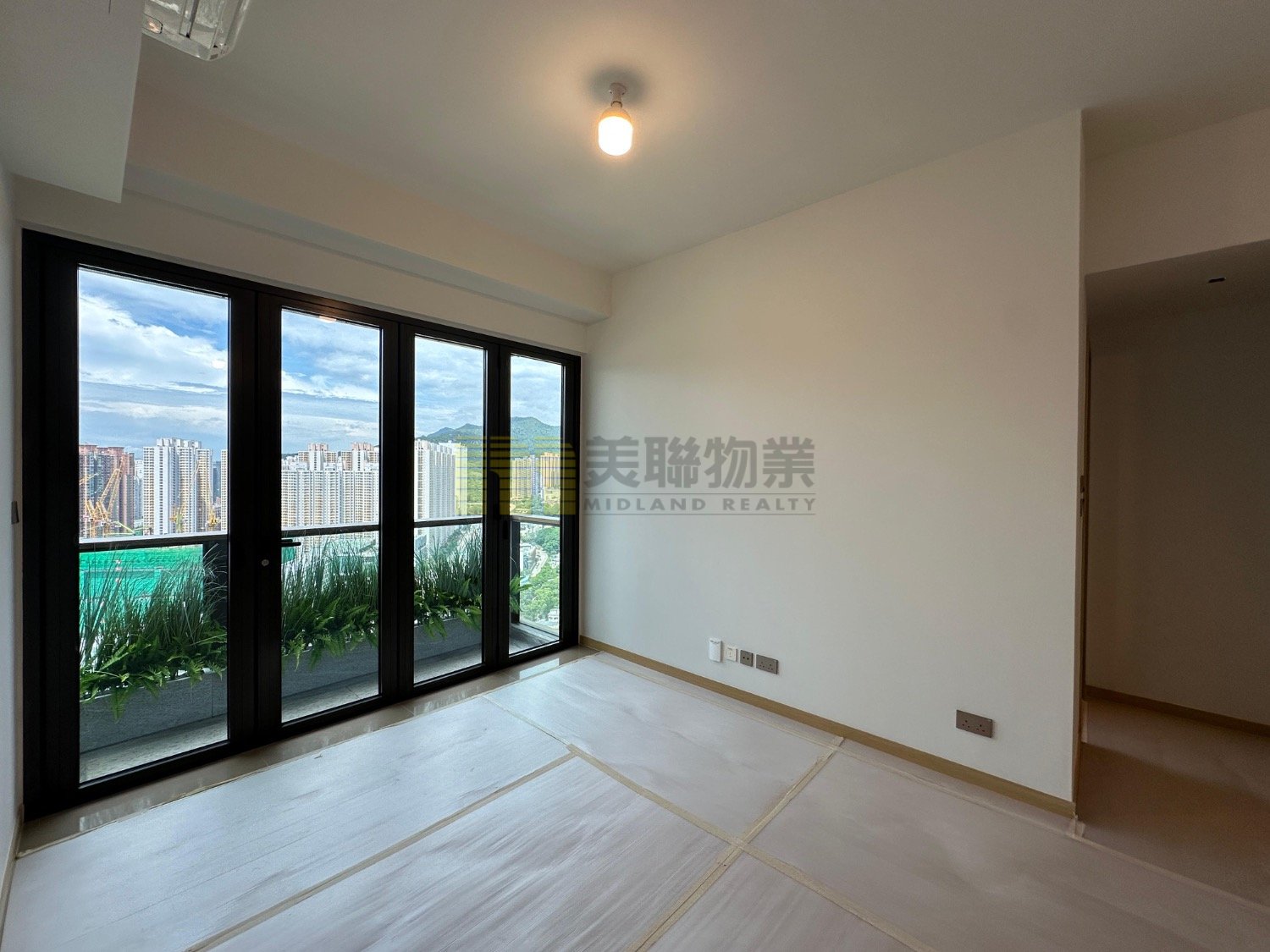 ST MICHEL PH 02 KING TWR 02 Shatin H 1732914 For Buy