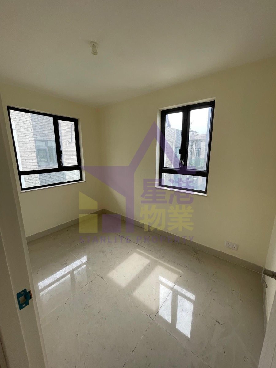 TIN LIU TSUEN Yuen Long H K023859 For Buy