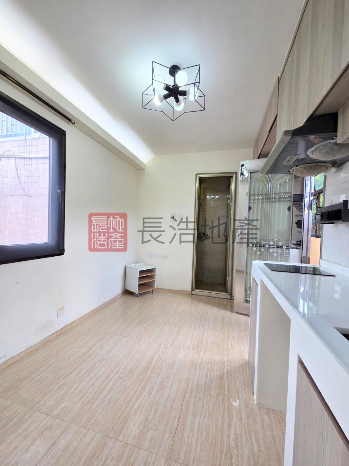 包全屋基本鄒器。步行10分鐘到天瑞商場 Yuen Long 1752768 For Buy