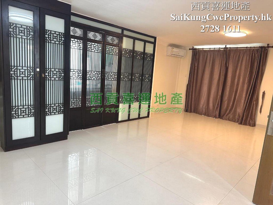Country Park House with Solar PV Systems Sai Kung All 032551 For Buy