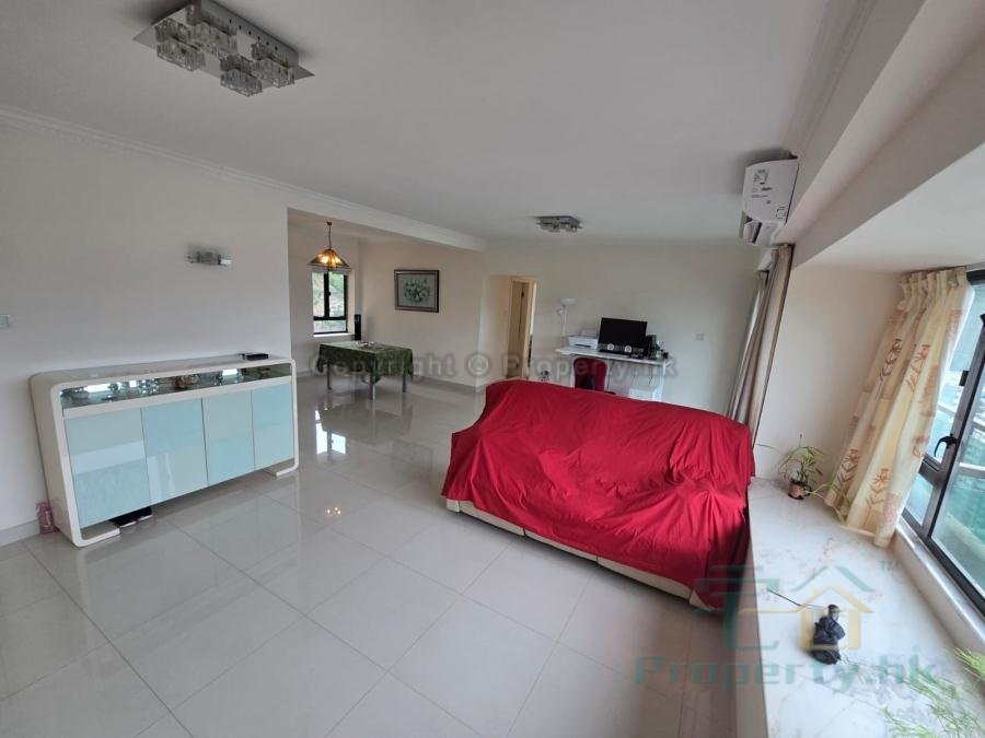 SHATIN 33 BLK 03 (QUEEN'S HTS) Shatin H S026307 For Buy