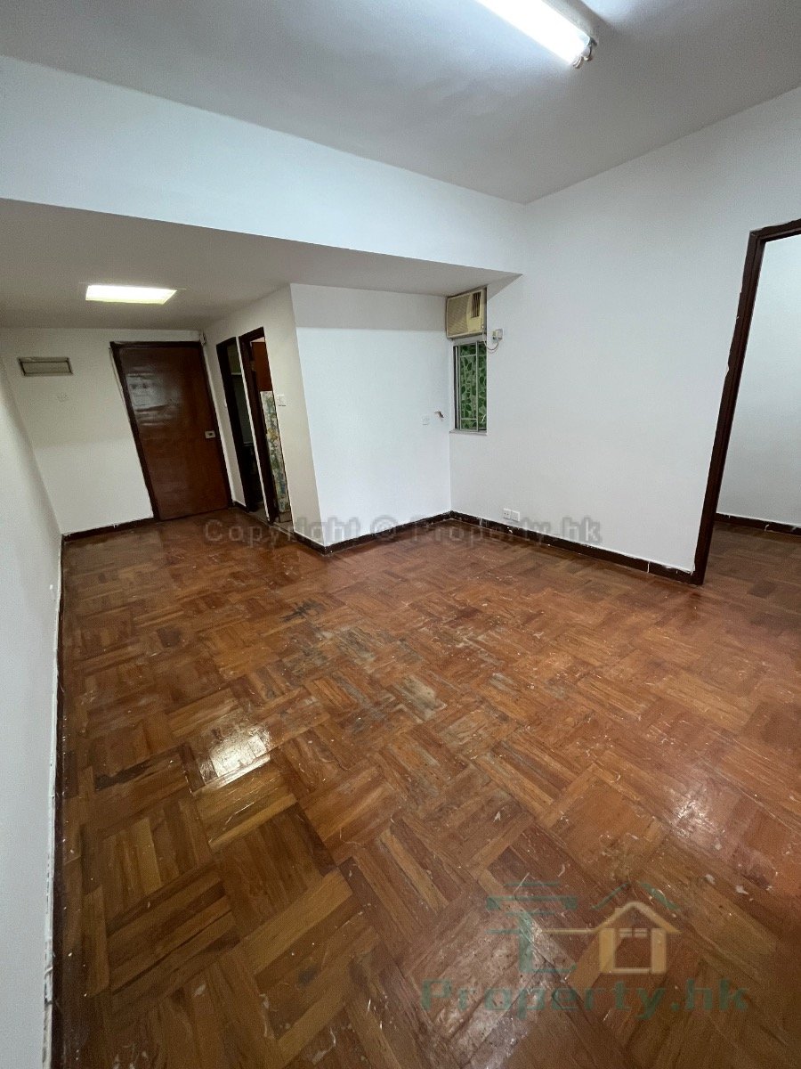 YUK CHUEN BLDG Sham Shui Po M 1707122 For Buy