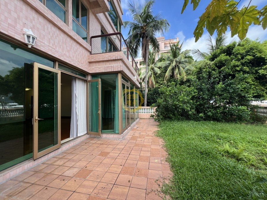 HONG KONG GOLD COAST MARINA VILLA Tuen Mun L T011151 For Buy