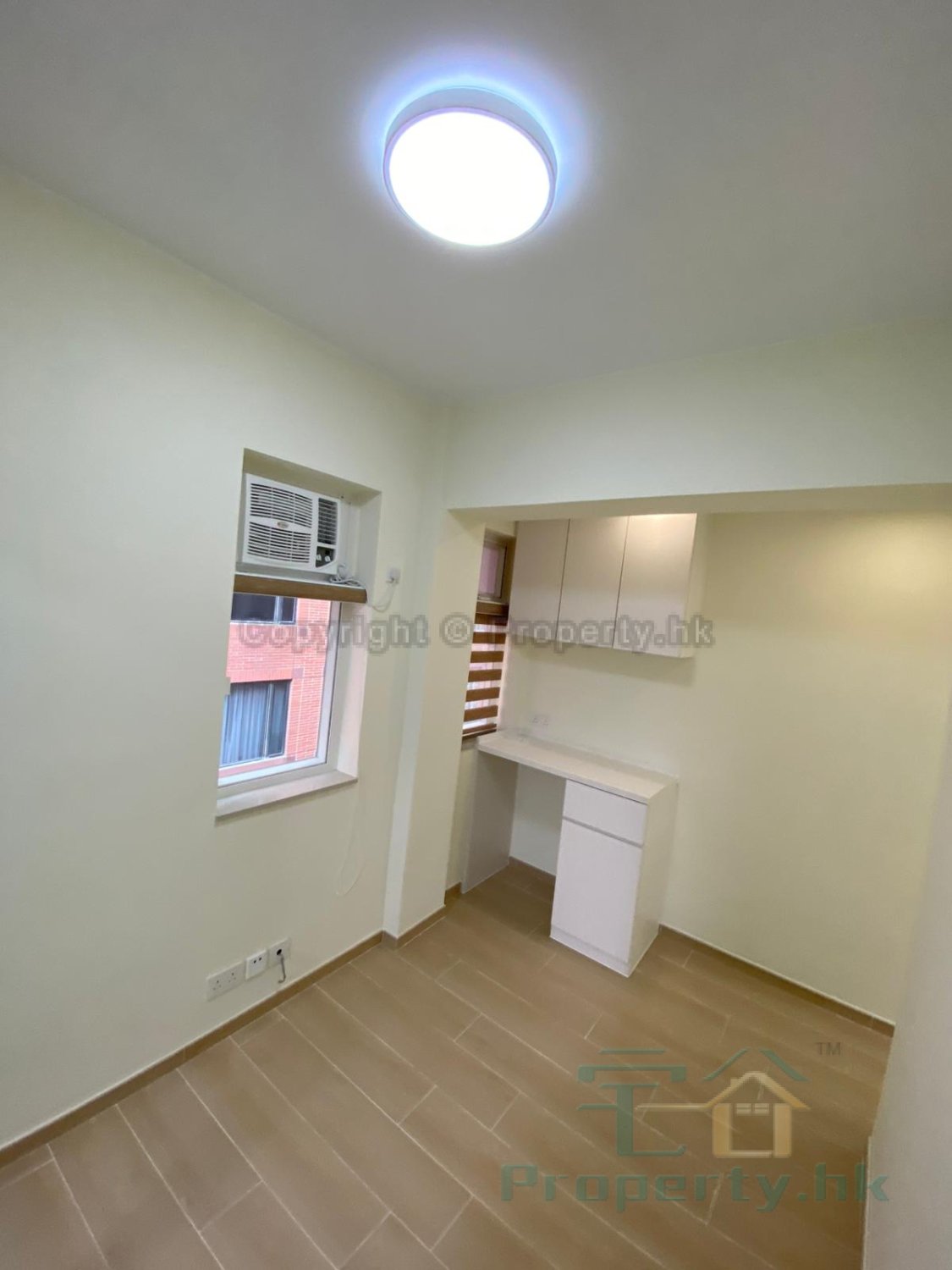EXCELSIOR BLDG Yau Ma Tei M C513194 For Buy