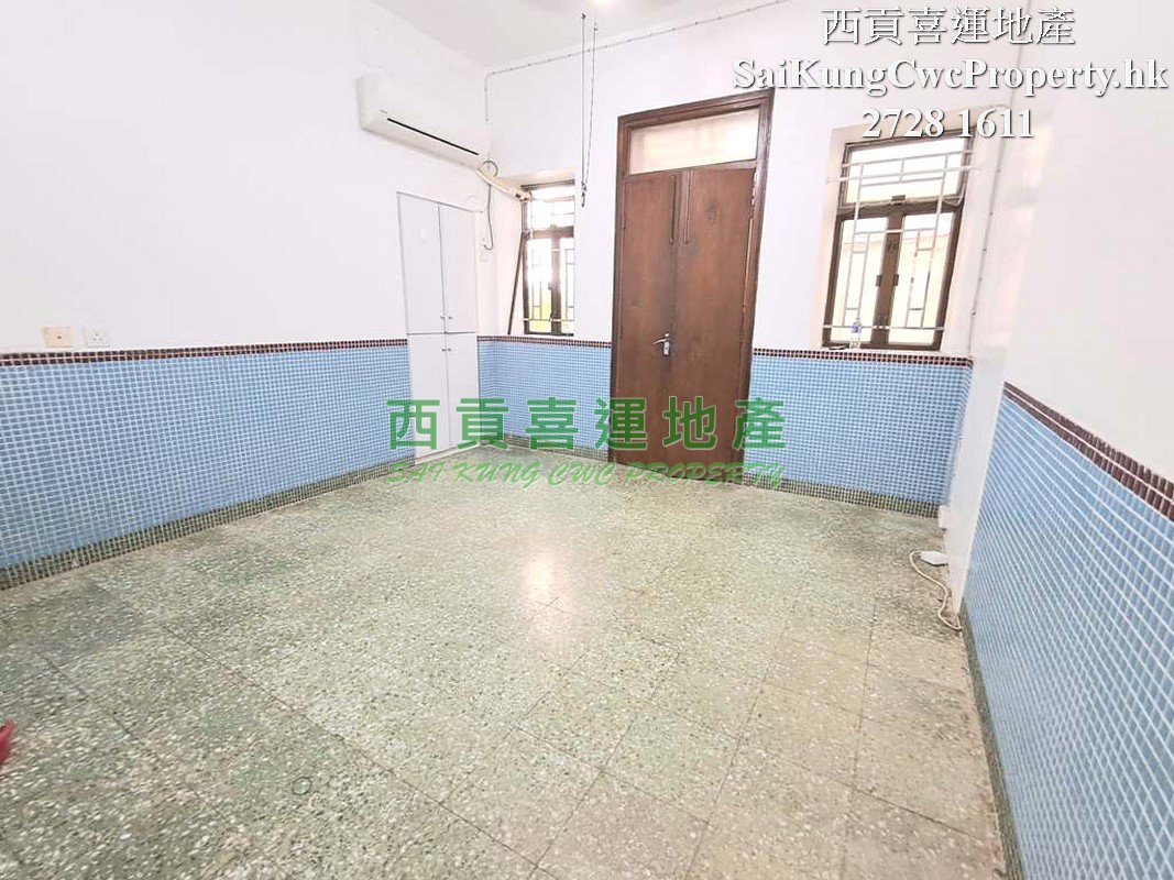 Townhouse*Short Walk to Town  Sai Kung All 032550 For Buy
